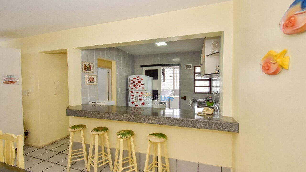 Apartamento para aluguel de temporada em Florianopolis (Praia dos Ingleses)