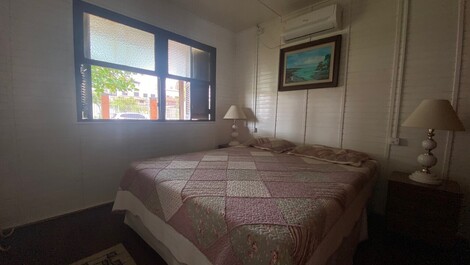 Beautiful house with pool and 4 bedrooms 250 meters from the sea