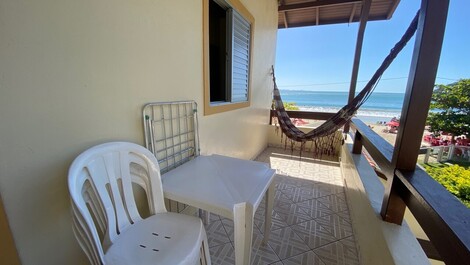 Apartment on the sand with air conditioning for up to 06 people