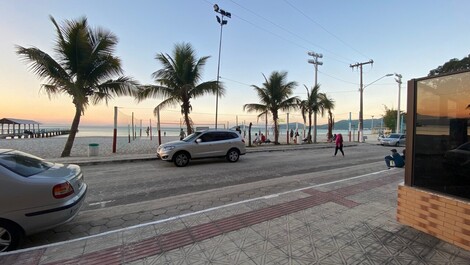 Excelente Apartamento para aluguel de temporada em Canasvieiras,...