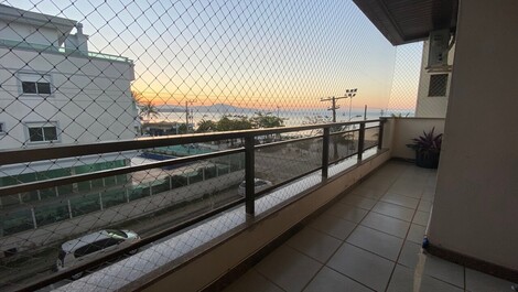 Excelente Apartamento para aluguel de temporada em Canasvieiras,...