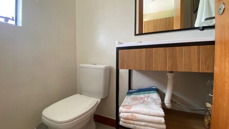 Beautiful apartment facing the sea and with pool, in America do Sol