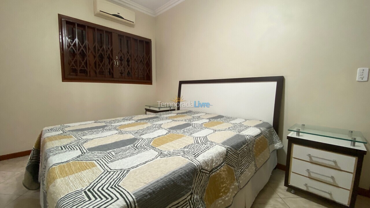 House for vacation rental in Florianopolis (Canasvieiras)