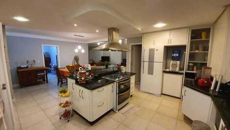 Beautiful house, super comfortable, 05 suites