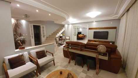 Beautiful house, super comfortable, 05 suites