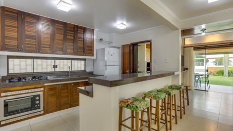 Hermosa casa con piscina climatizada a 400 metros del mar