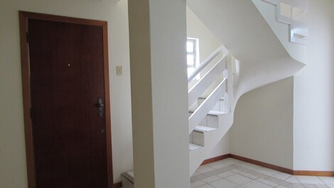 Beautiful penthouse for 8 people on Praia Brava