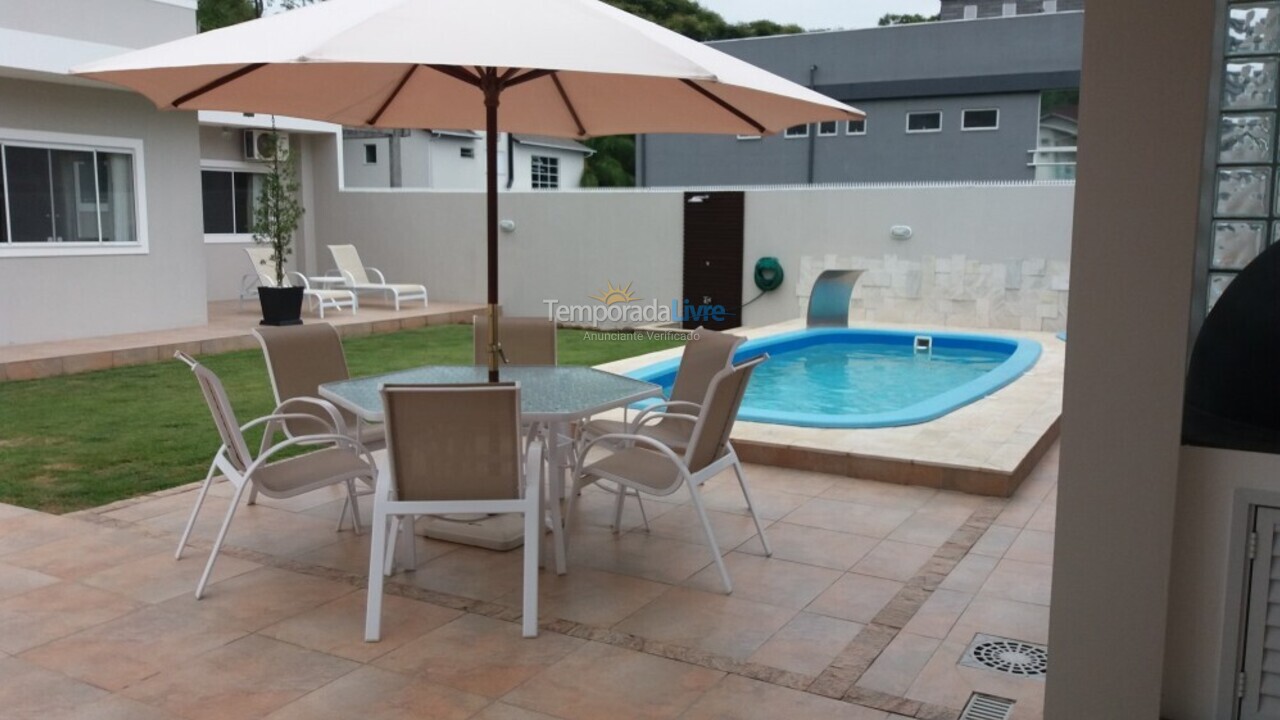 Casa para alquiler de vacaciones em Florianopolis (Canasvieiras)