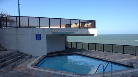 Costão das Tartarugas - Frente ao mar!