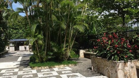 Costão das Tartarugas - Frente ao mar!