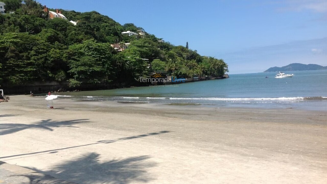 Casa para aluguel de temporada em Guarujá (Enseada)