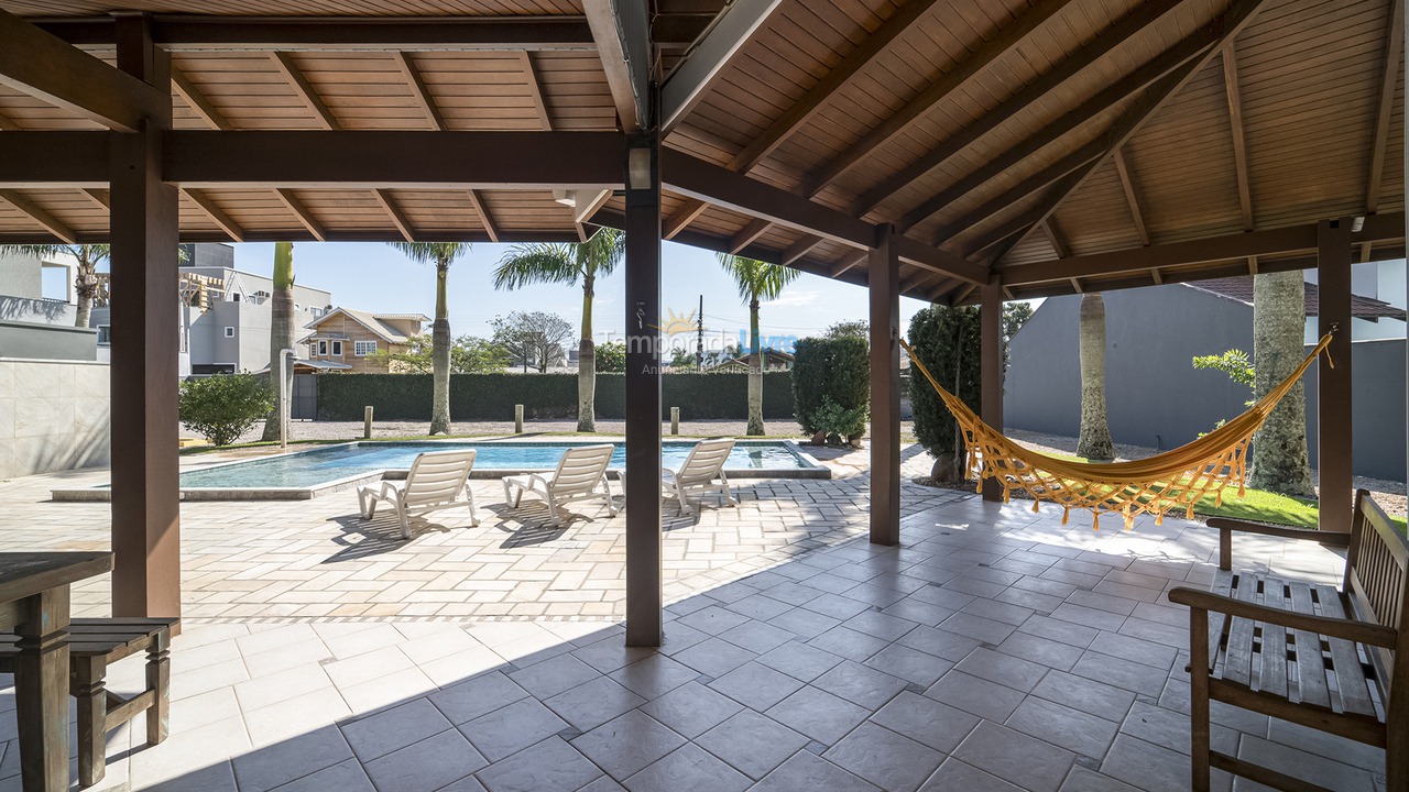 Casa para alquiler de vacaciones em Bombinhas (Canto Grande)