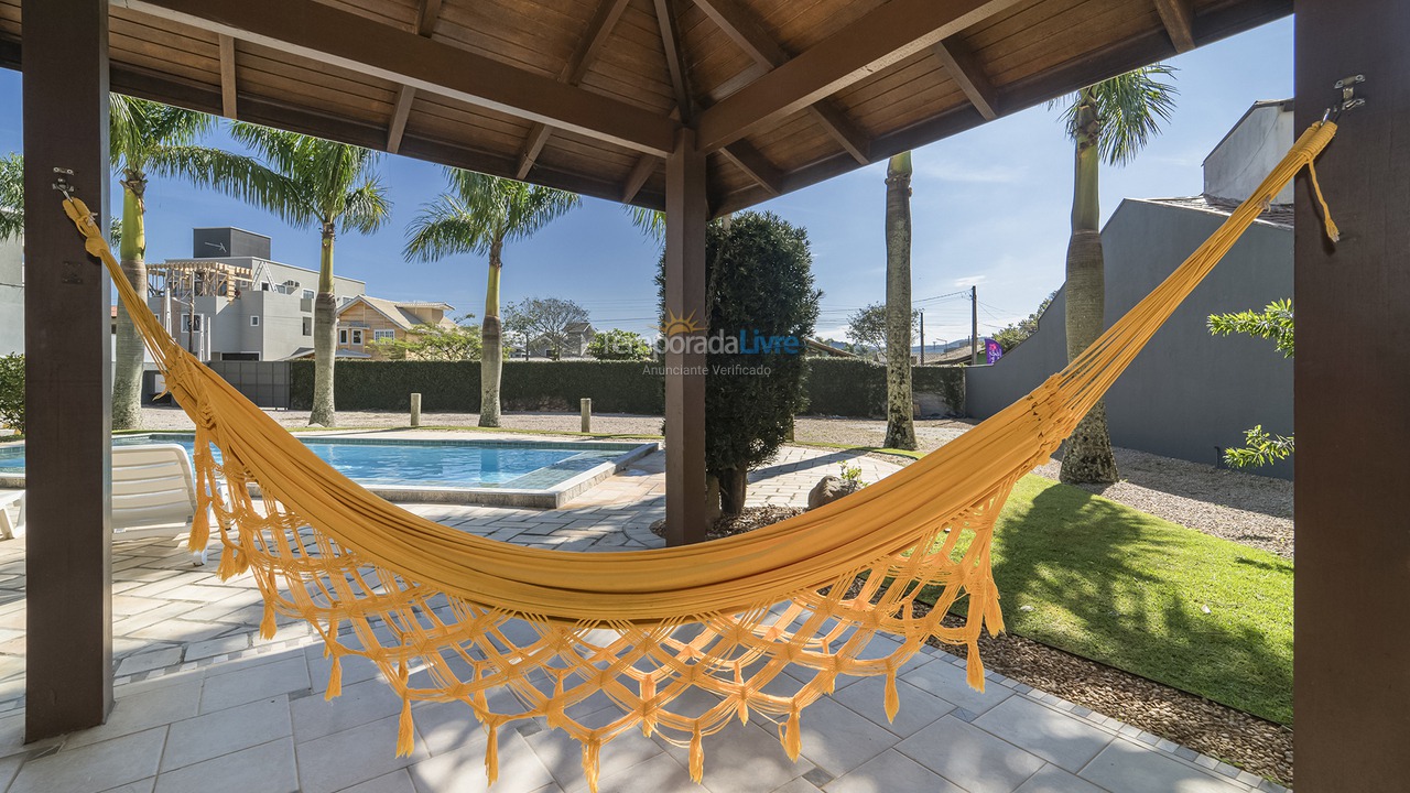 Casa para alquiler de vacaciones em Bombinhas (Canto Grande)