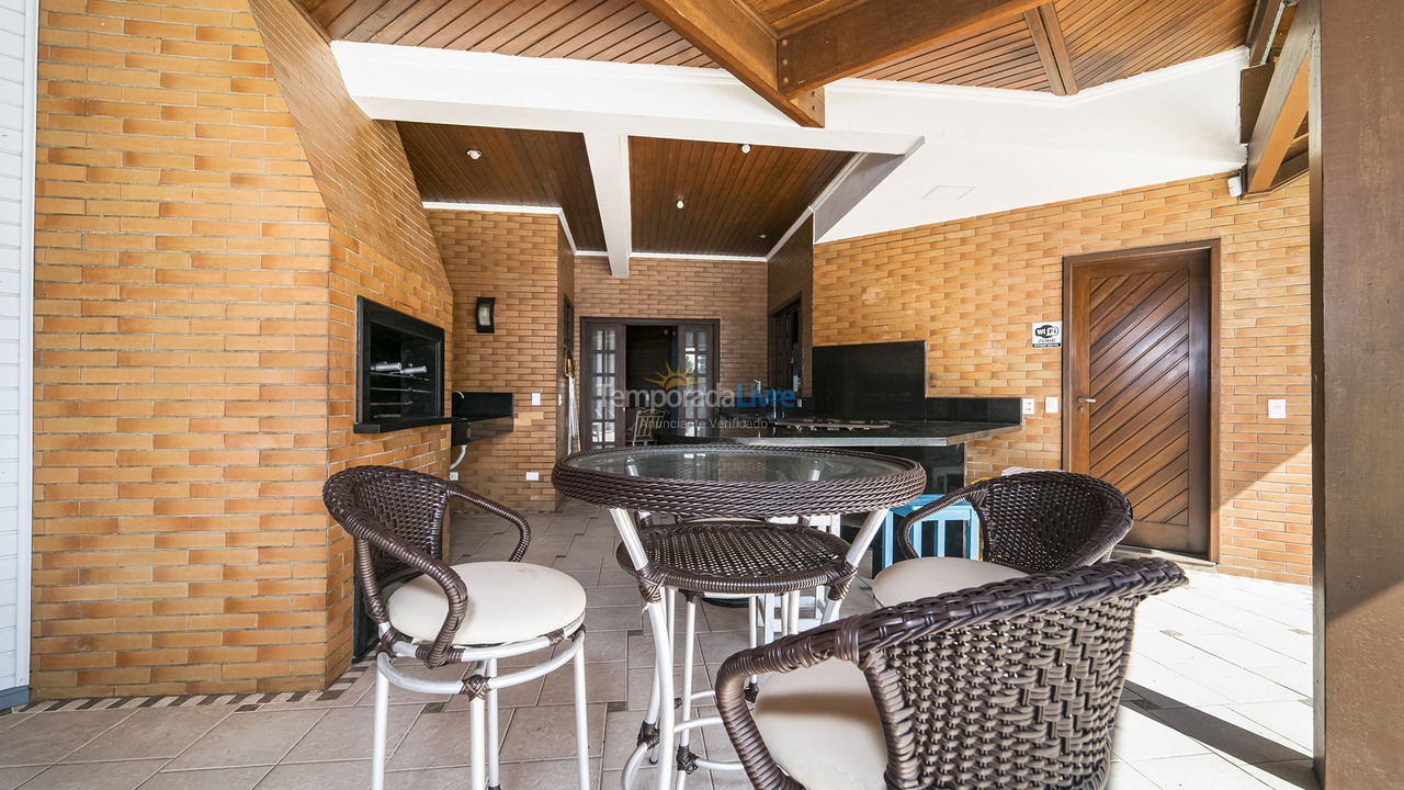 Casa para alquiler de vacaciones em Bombinhas (Canto Grande)