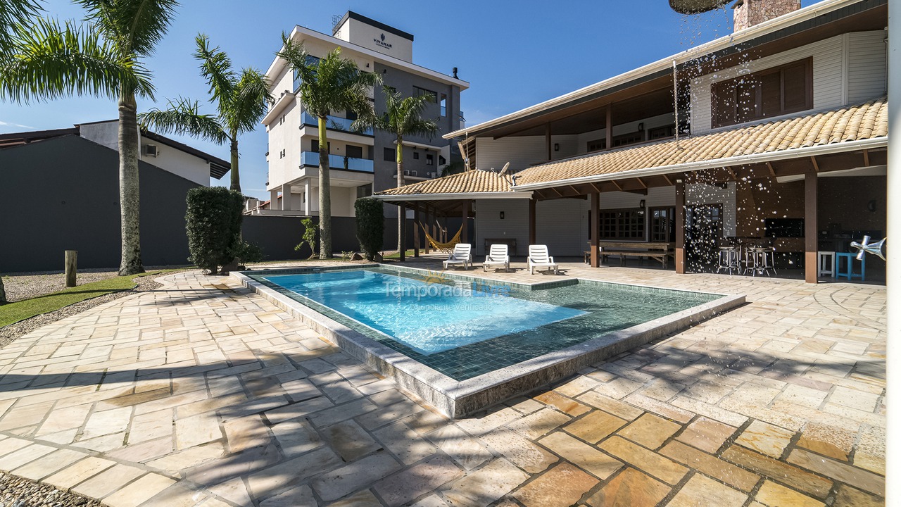 Casa para alquiler de vacaciones em Bombinhas (Canto Grande)