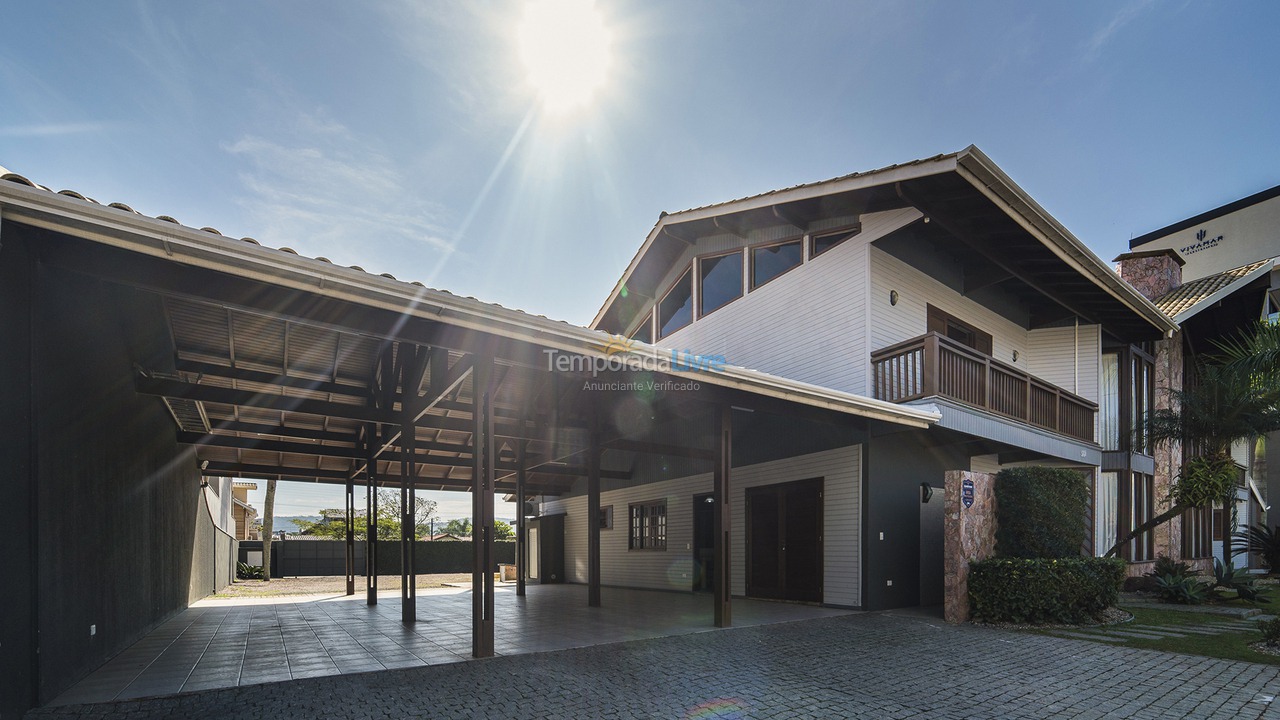 Casa para alquiler de vacaciones em Bombinhas (Canto Grande)