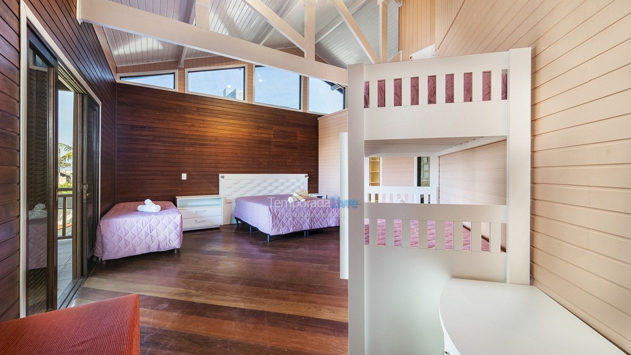 Casa para alquiler de vacaciones em Bombinhas (Canto Grande)