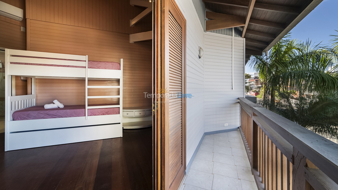 Casa para alquiler de vacaciones em Bombinhas (Canto Grande)