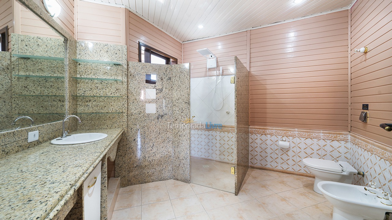 Casa para alquiler de vacaciones em Bombinhas (Canto Grande)