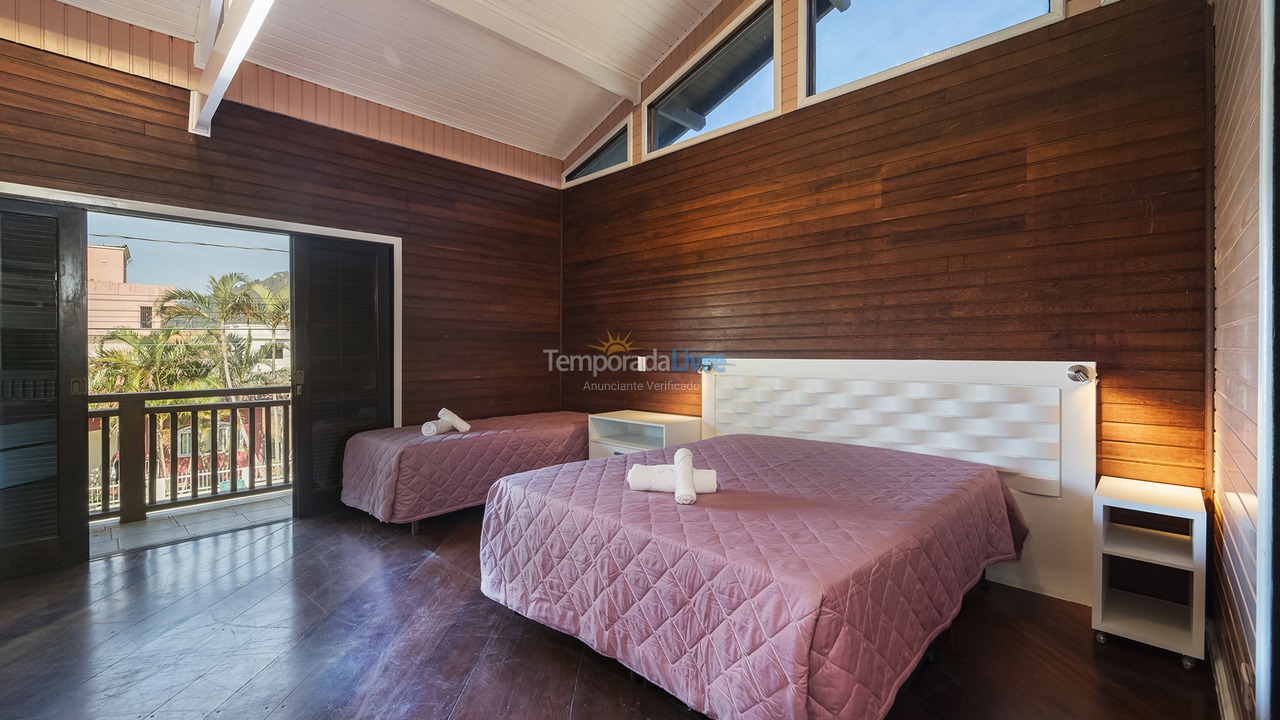 Casa para alquiler de vacaciones em Bombinhas (Canto Grande)