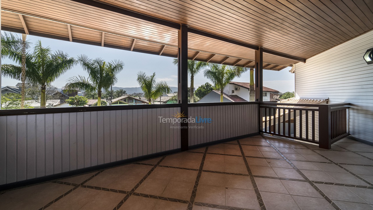 Casa para alquiler de vacaciones em Bombinhas (Canto Grande)