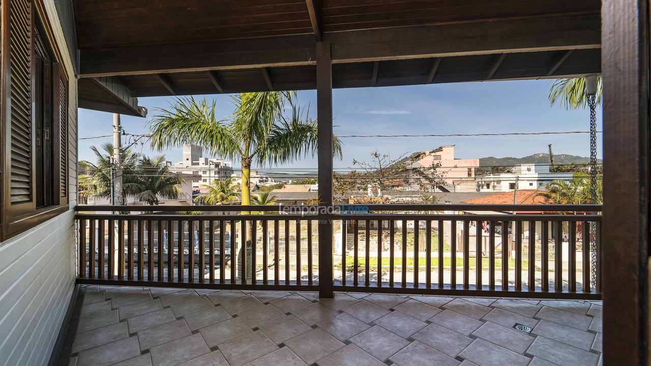 Casa para alquiler de vacaciones em Bombinhas (Canto Grande)