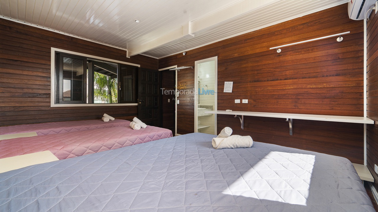 Casa para alquiler de vacaciones em Bombinhas (Canto Grande)