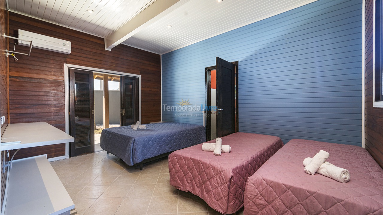 Casa para alquiler de vacaciones em Bombinhas (Canto Grande)