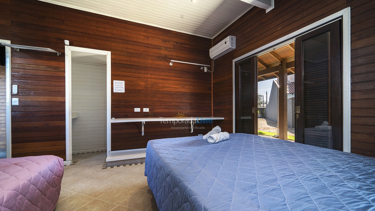 Casa para alquiler de vacaciones em Bombinhas (Canto Grande)