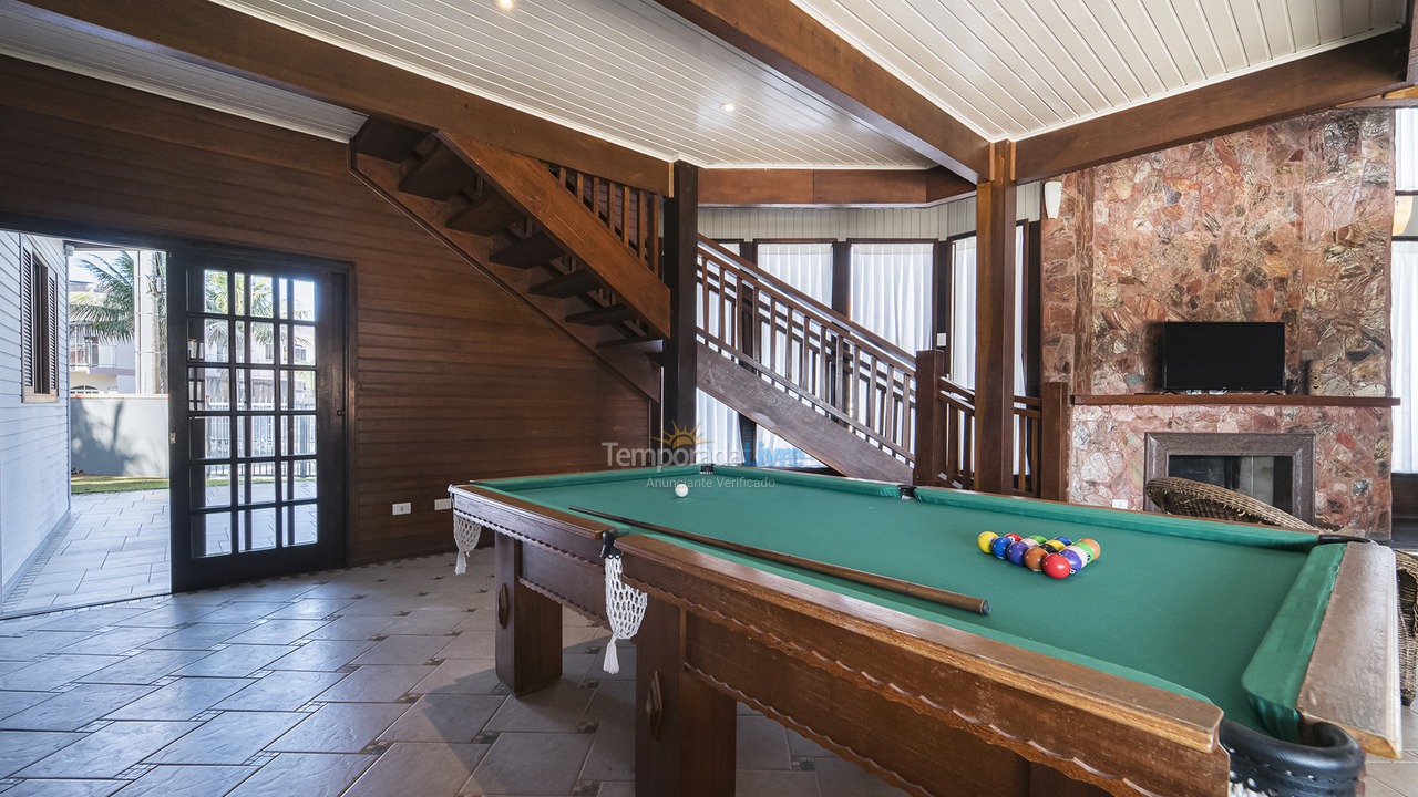 Casa para alquiler de vacaciones em Bombinhas (Canto Grande)