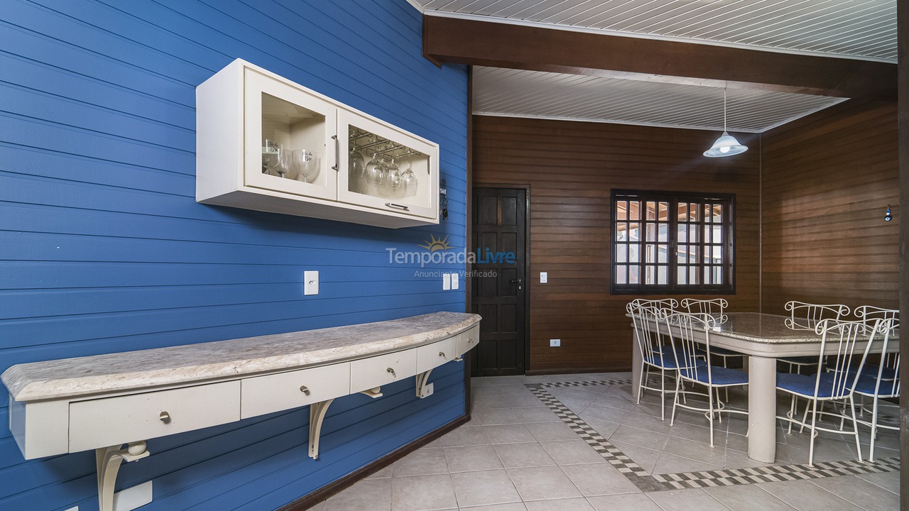 Casa para alquiler de vacaciones em Bombinhas (Canto Grande)