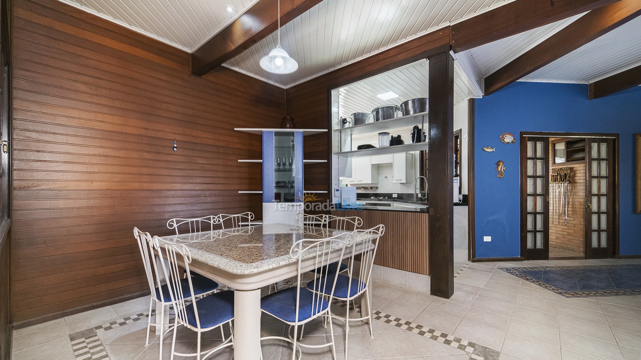 Casa para alquiler de vacaciones em Bombinhas (Canto Grande)