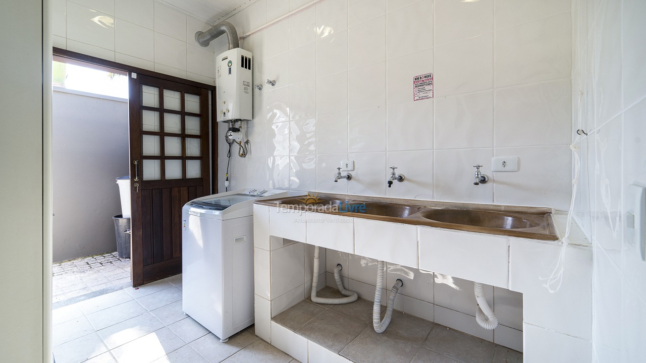 Casa para alquiler de vacaciones em Bombinhas (Canto Grande)