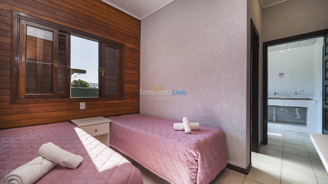 Casa para alquiler de vacaciones em Bombinhas (Canto Grande)