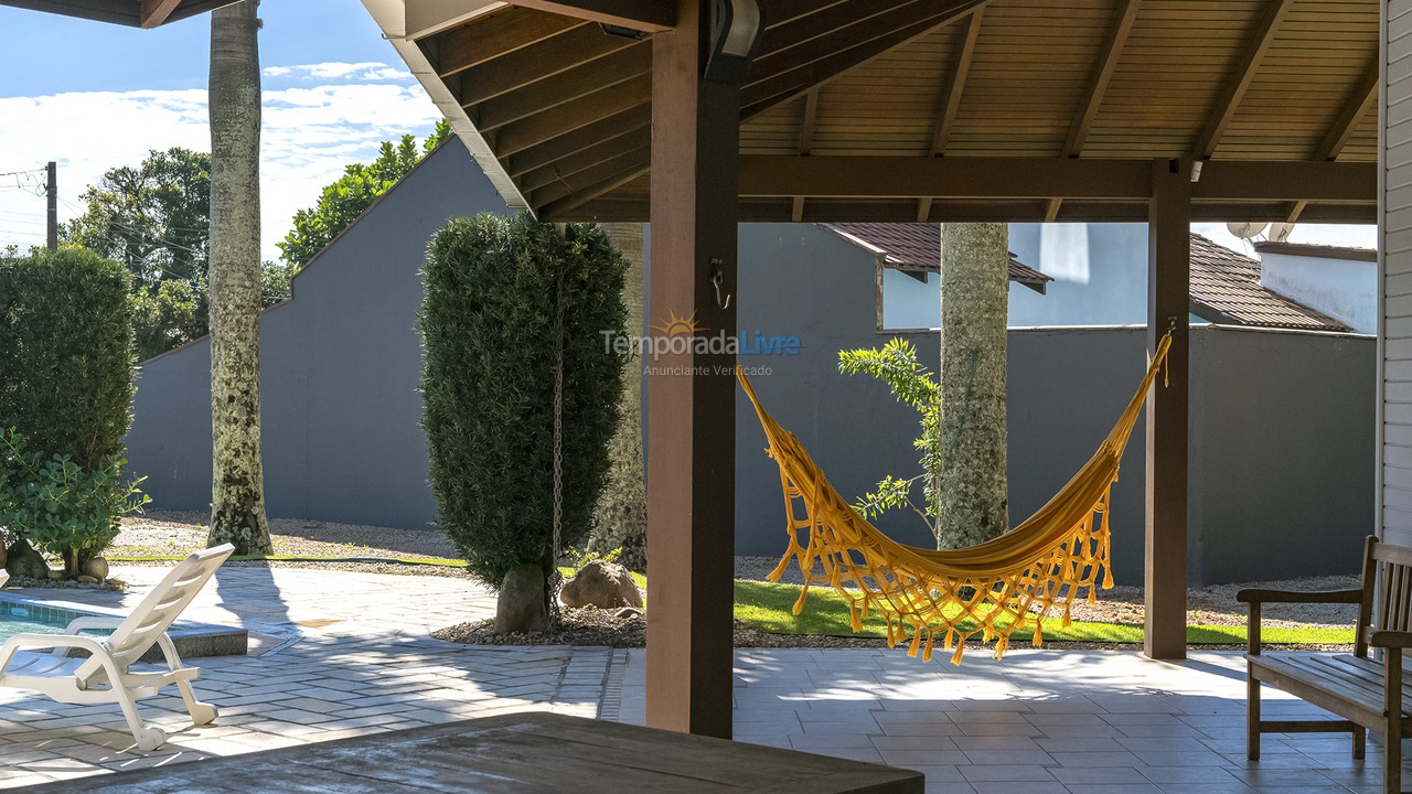 Casa para alquiler de vacaciones em Bombinhas (Canto Grande)