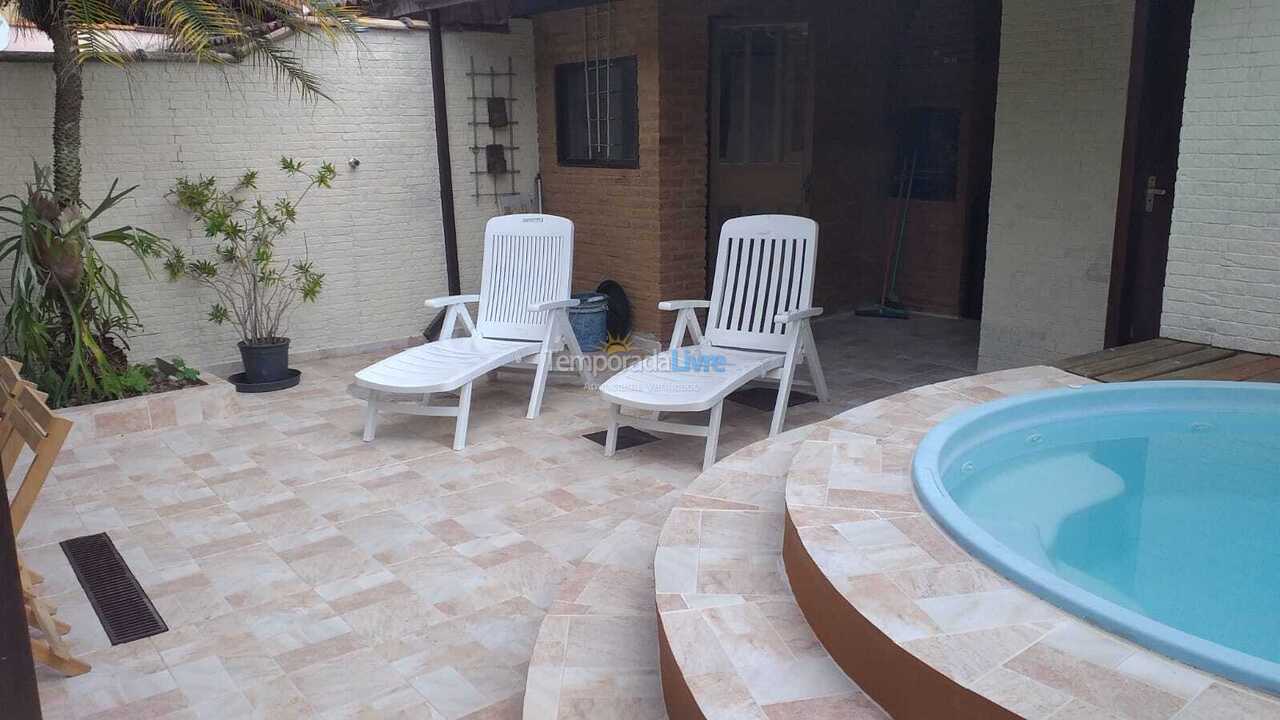 House for vacation rental in Niterói (Itaipu)