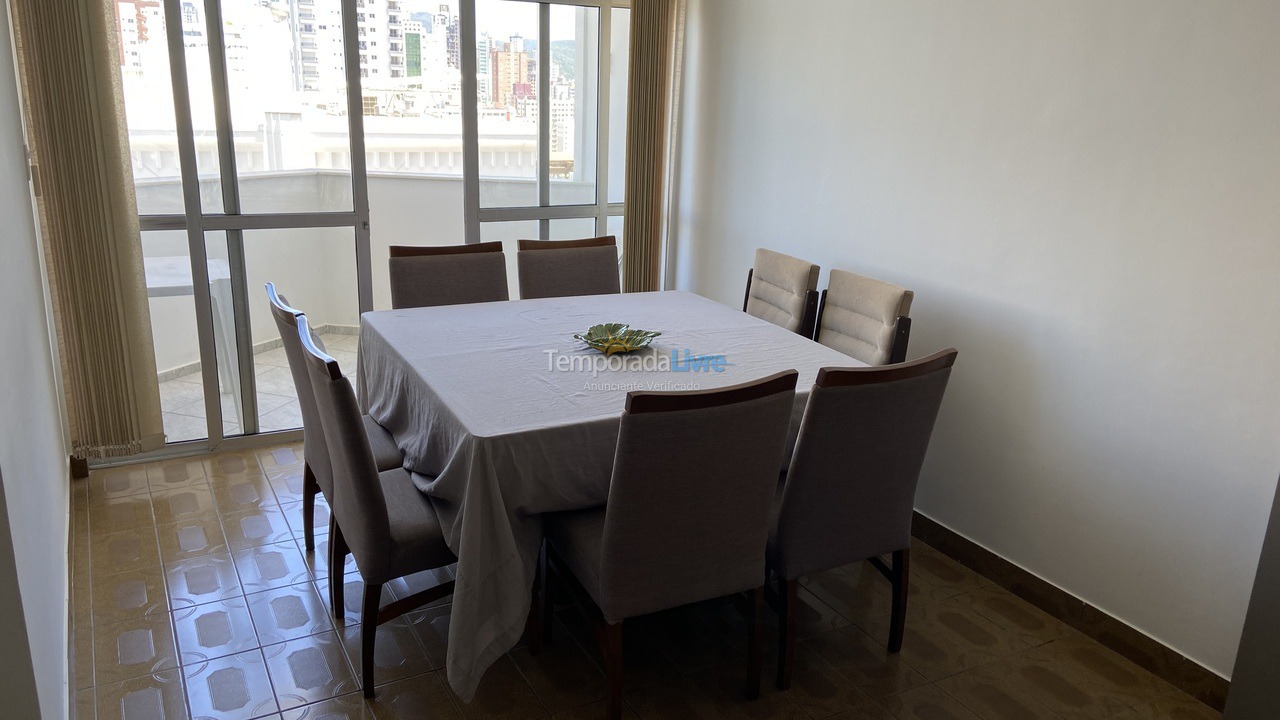 Apartamento para aluguel de temporada em Balneário Camboriú (Praia Central)
