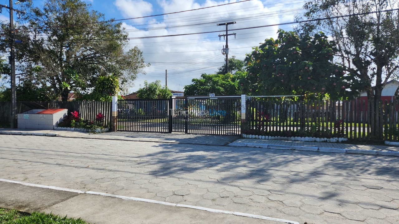 Casa para aluguel de temporada em Pontal do Paraná (Ipanema)