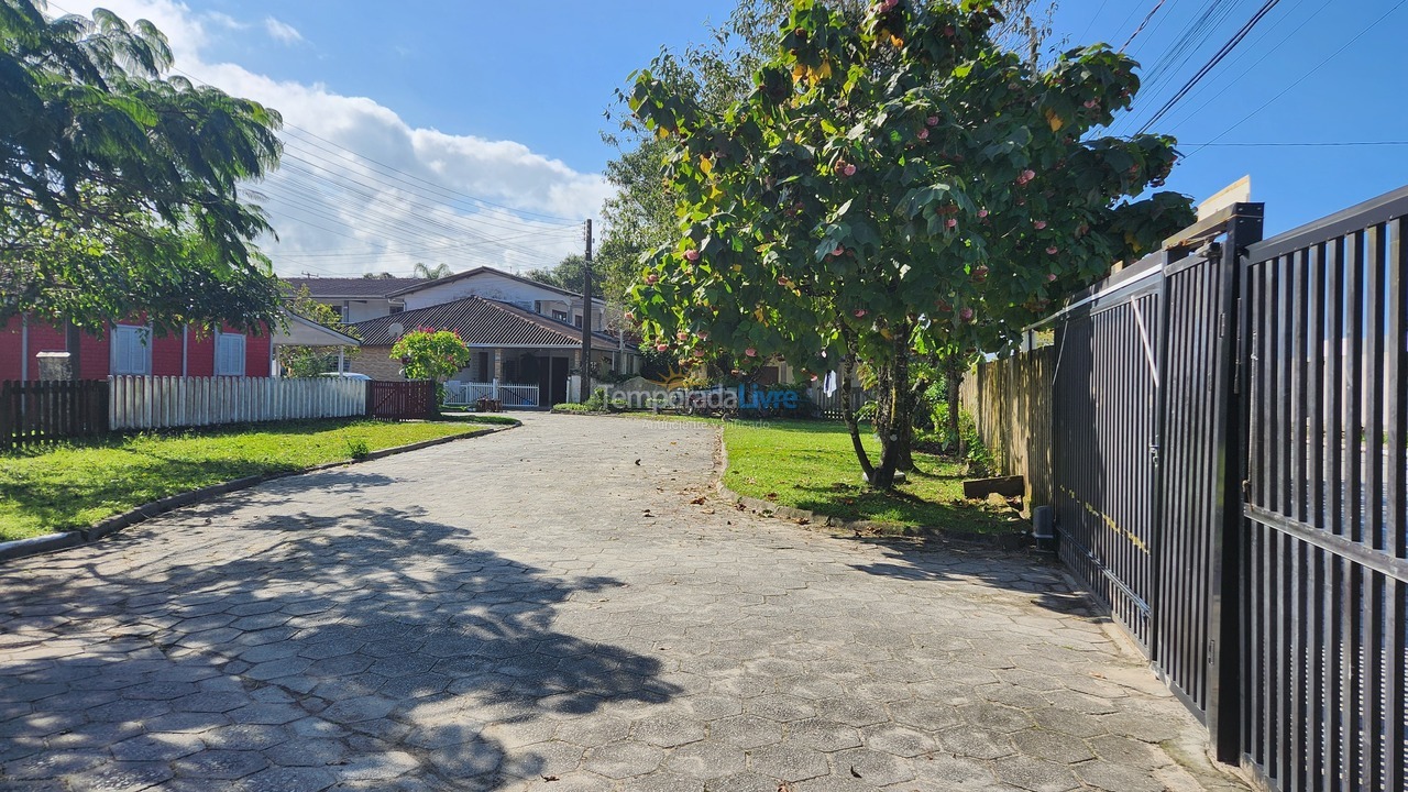 Casa para aluguel de temporada em Pontal do Paraná (Ipanema)