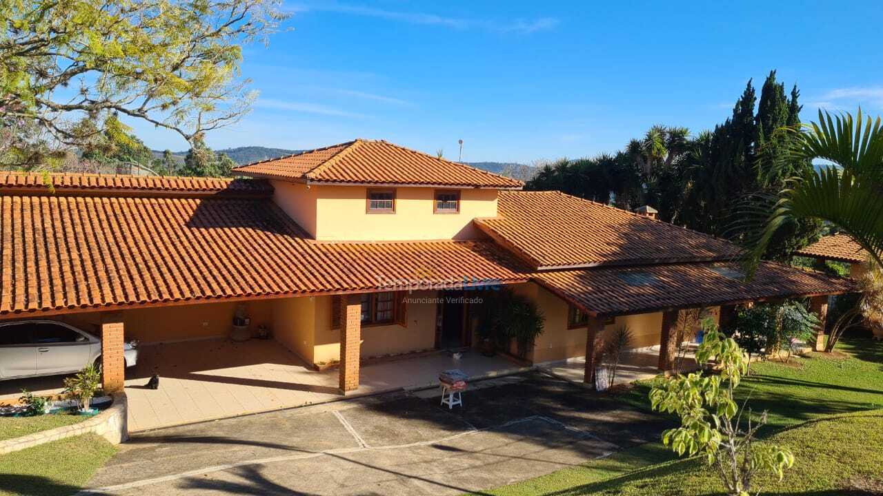 Chácara / sítio para aluguel de temporada em Pinhalzinho (Recanto das Andorinhas)