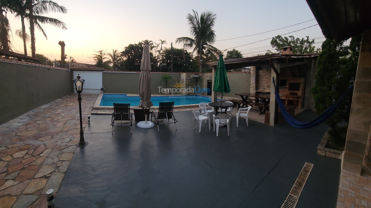 Casa para alquiler de vacaciones em Guarujá (Praia do Pernambuco)