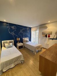 LUXUOSA CASA DE PRAIA DISPONÍVEL PARA RÉVEILLON E MENSAL