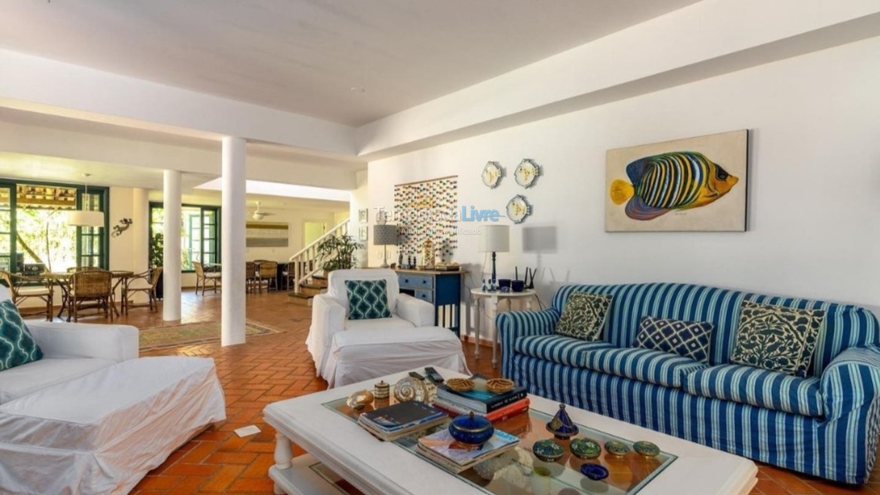 Casa para aluguel de temporada em São Sebastião (Praia da Baleia)