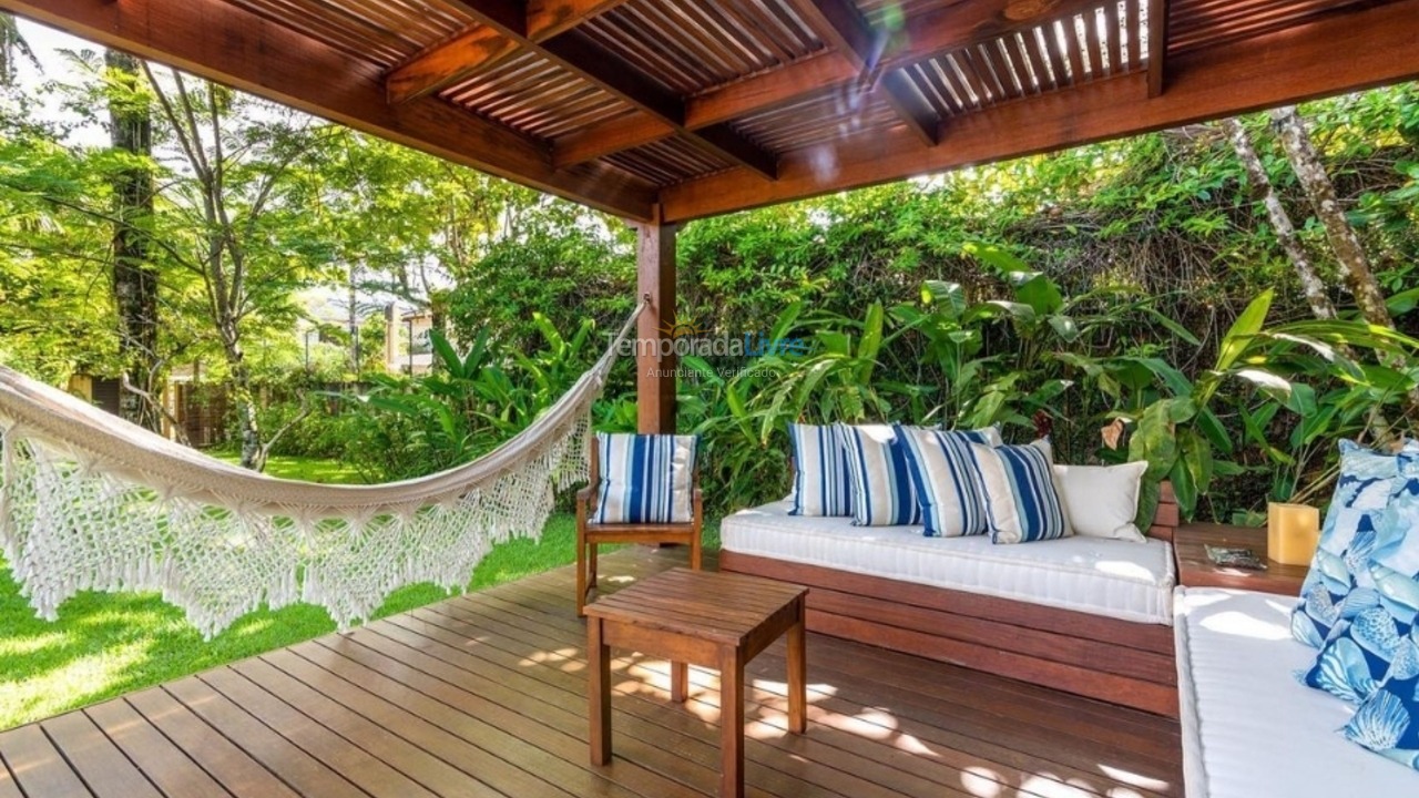 Casa para aluguel de temporada em São Sebastião (Praia da Baleia)