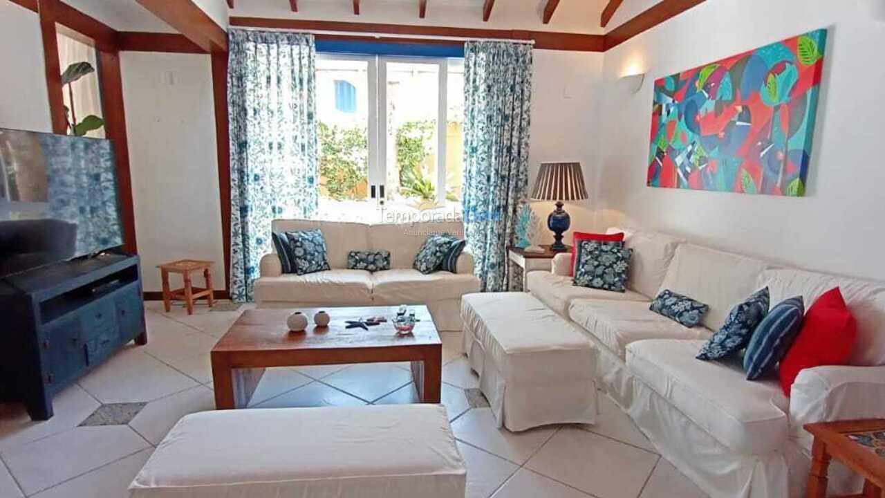 Casa para alquiler de vacaciones em São Sebastião (Camburi)