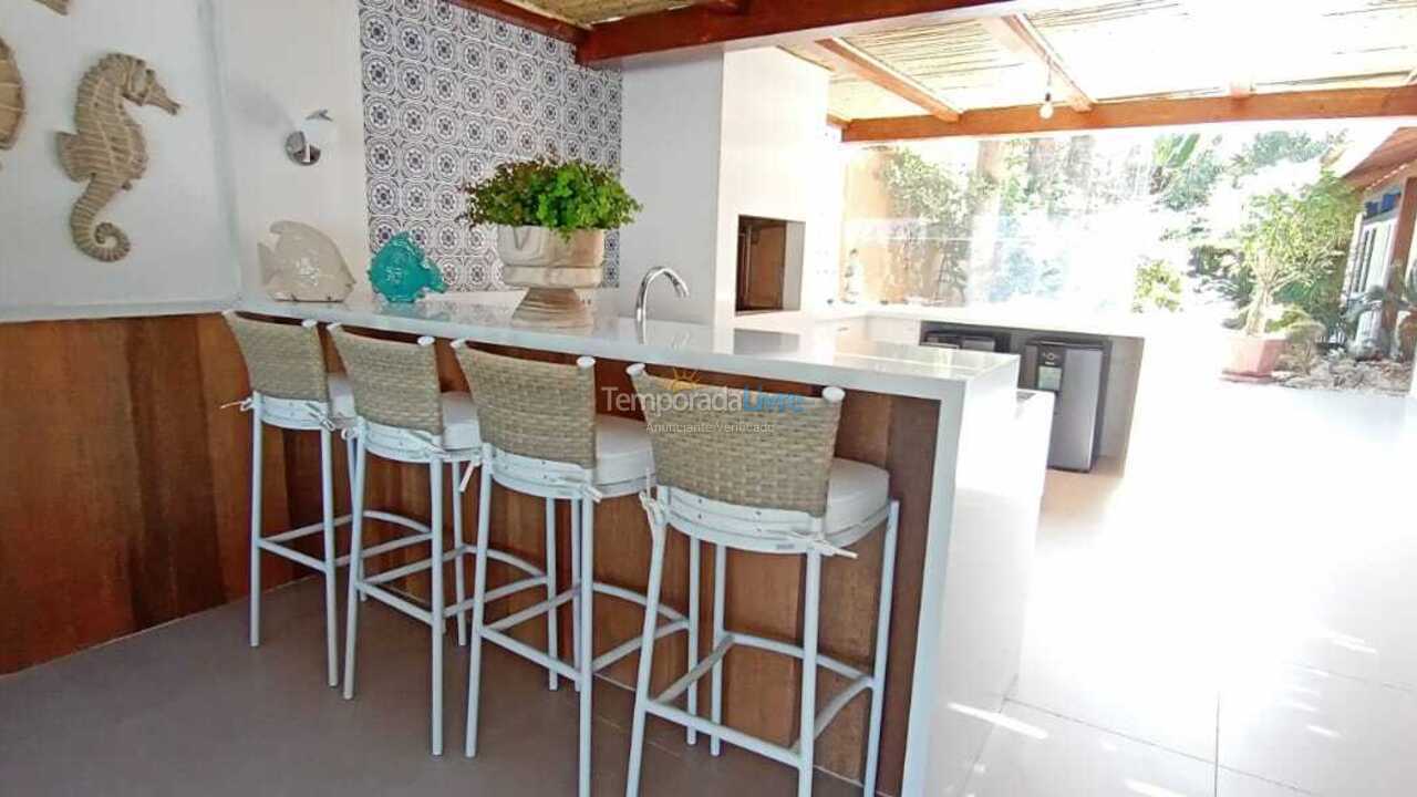 Casa para alquiler de vacaciones em São Sebastião (Camburi)