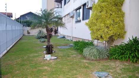 Apartamento Centro Comercial Ingleses a 50 metros de la playa.