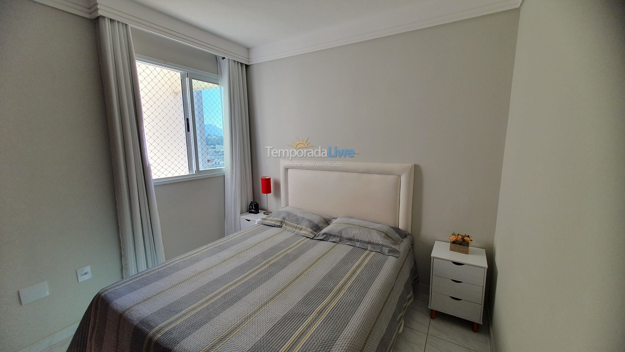 Apartamento para aluguel de temporada em Guarapari (Praia do Morro)