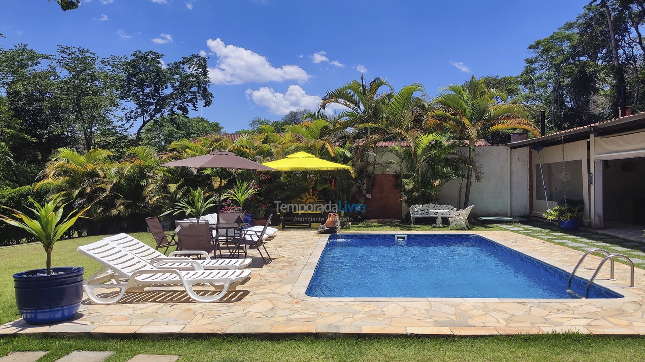 Chácara / sítio para aluguel de temporada em Atibaia (Portão)