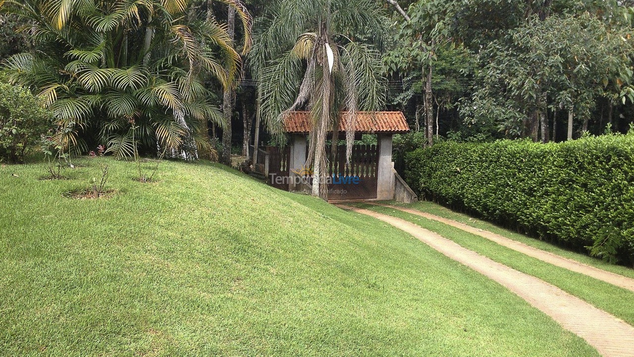 Chácara / sítio para aluguel de temporada em Atibaia (Portão)